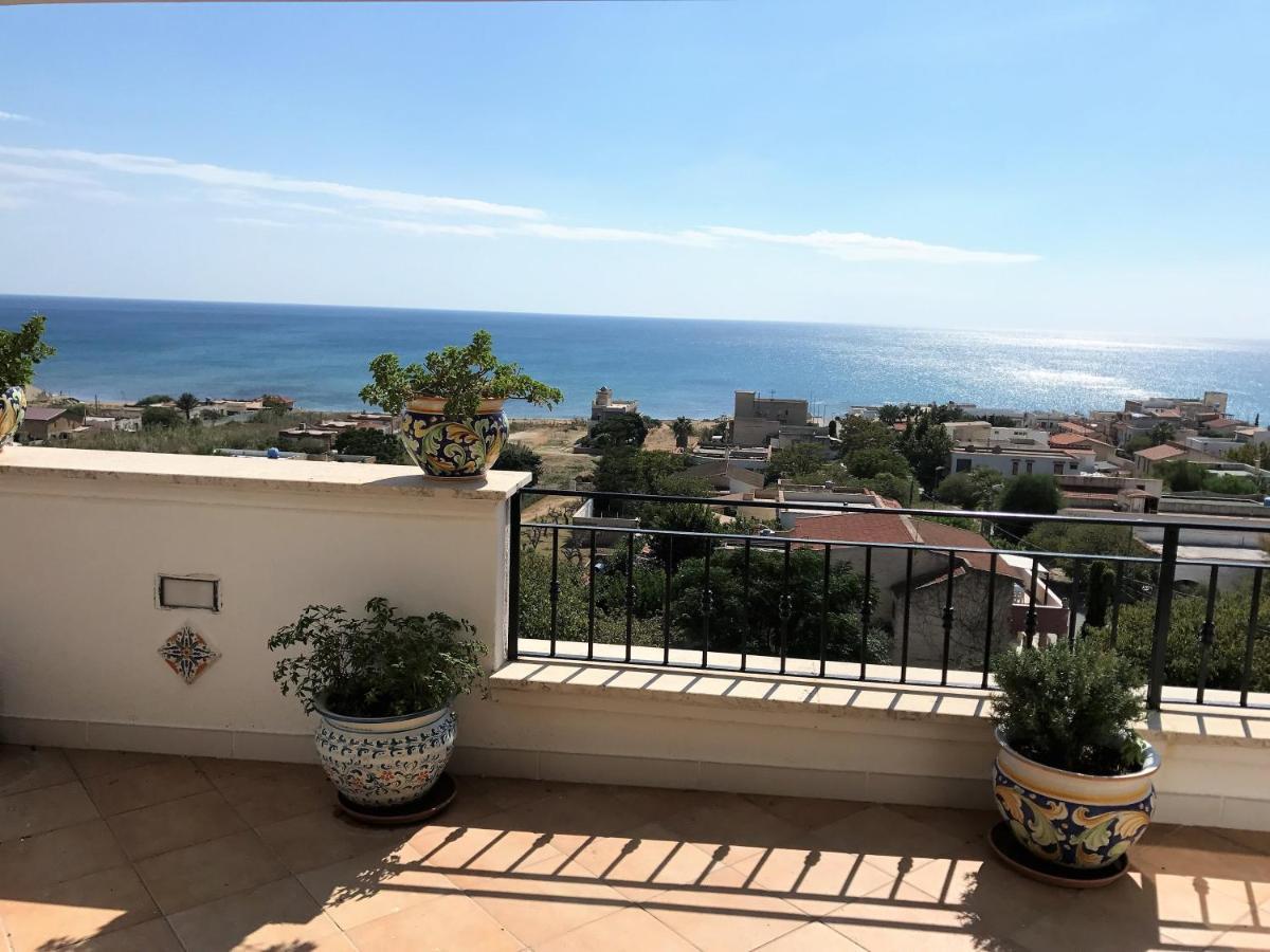 Villa Ceni - Appartamenti Con Camere, Cucina, Wc E Terrazza Sul Mare In Villa Con Piscina, Giardino E Parcheggio Marinella di Selinunte Buitenkant foto