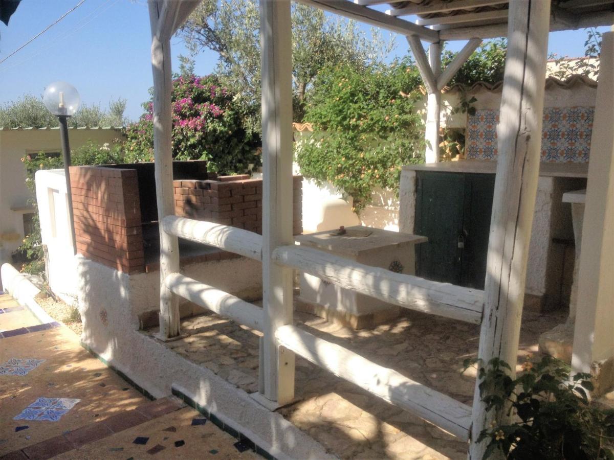 Villa Ceni - Appartamenti Con Camere, Cucina, Wc E Terrazza Sul Mare In Villa Con Piscina, Giardino E Parcheggio Marinella di Selinunte Buitenkant foto